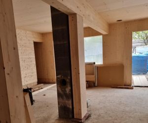 massiv Holzwand und Decke 